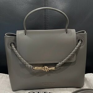 Ciao Ciao - Gray Leather Top-Handle Bag with Braided Accent - Size SM